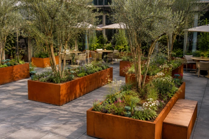 Landscape Designer for Hotels, Restaurants &amp; Hospitality